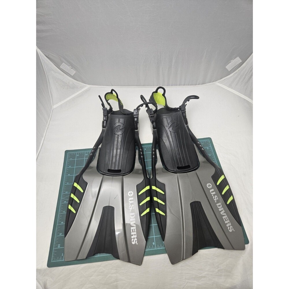 U.S. US Divers DIVING Swim FINS FLIPPERS Mens Size 4-8.5 Adjustable Scuba